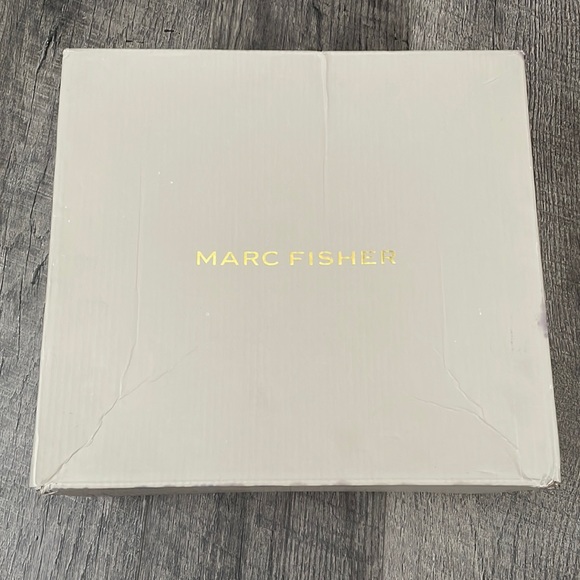 NEW‼️Winter boots - Picture 3 of 3